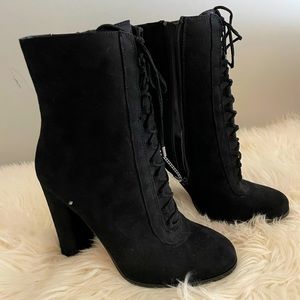 Carlos Santana Black Suede Lace Up Boots